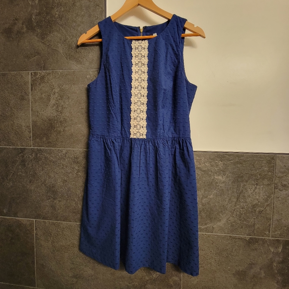 Kensie Blue Sleeveless Dress. Small